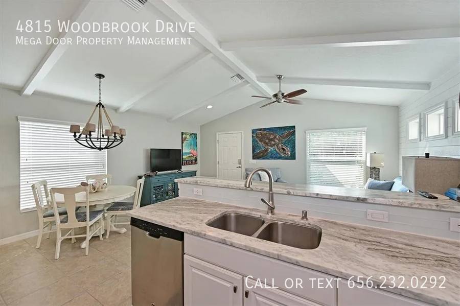 House for rent at 4815 Woodbrook Dr, Sarasota, FL 34243