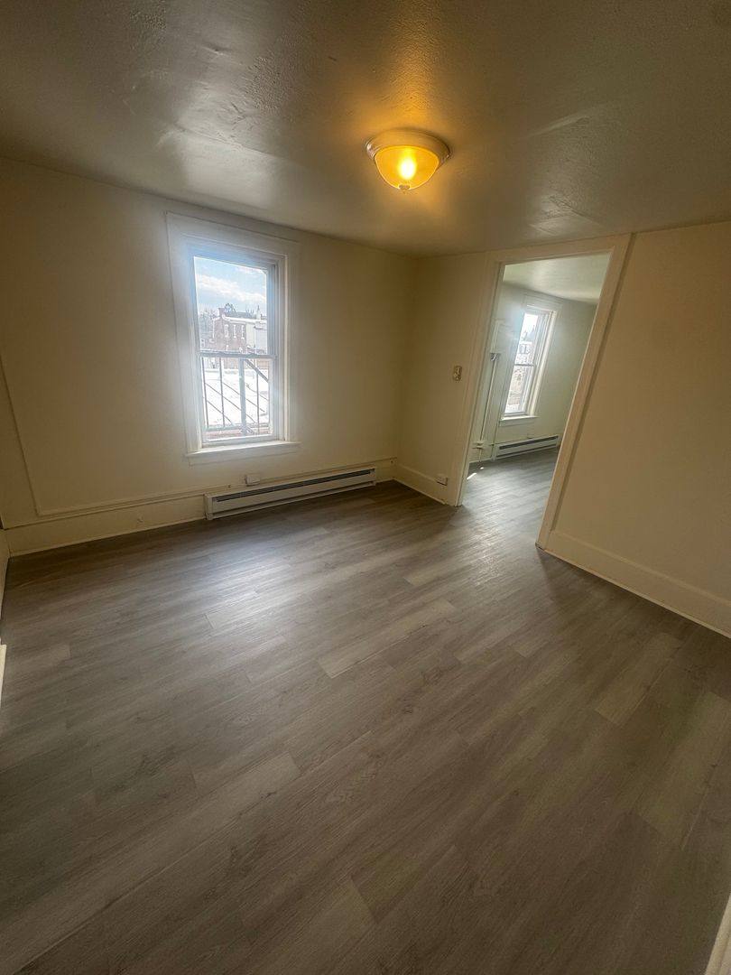 Apartment for rent at 222 N 12th St, Allentown, PA 18102