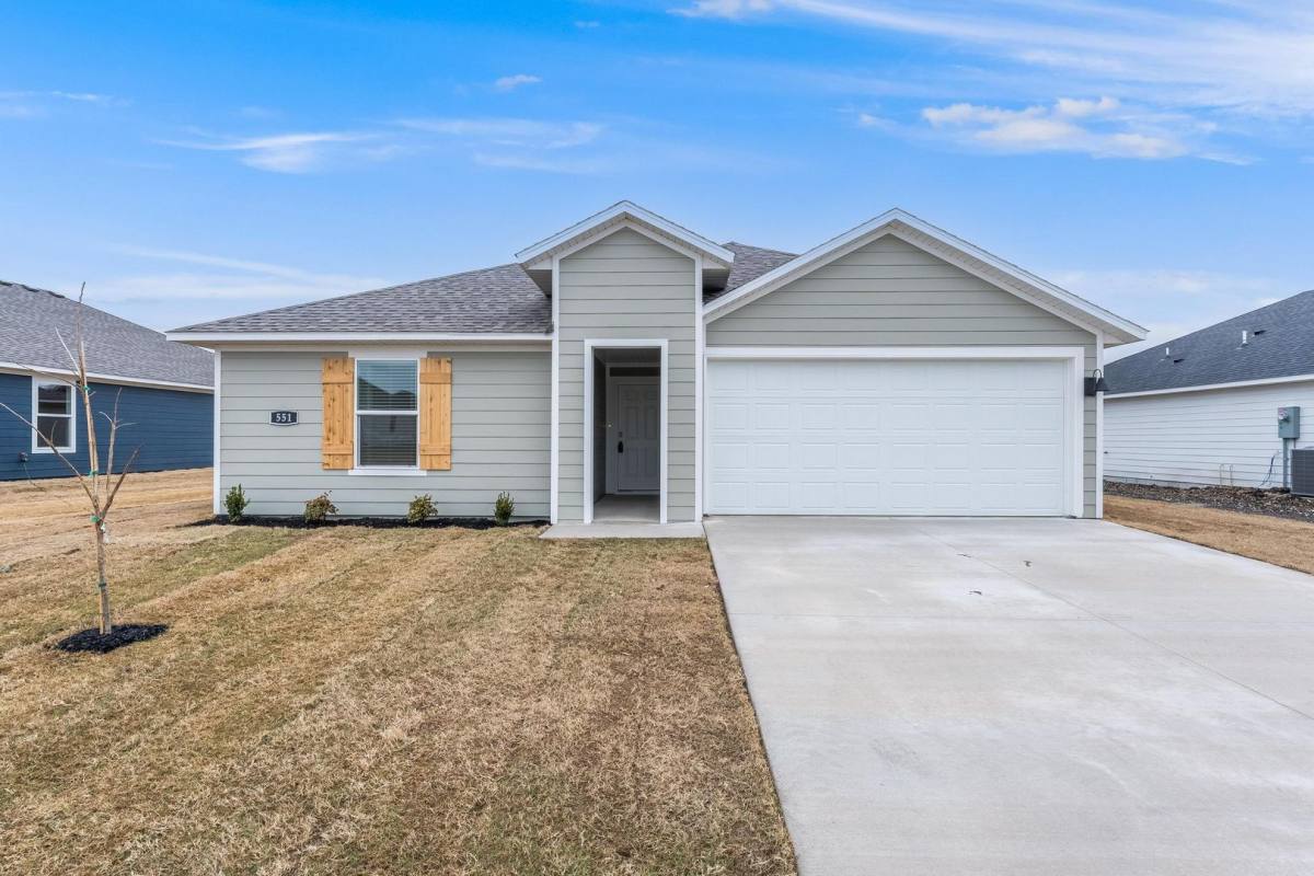 House for rent at 551 Shepherd St, Prairie Grove, AR 72753