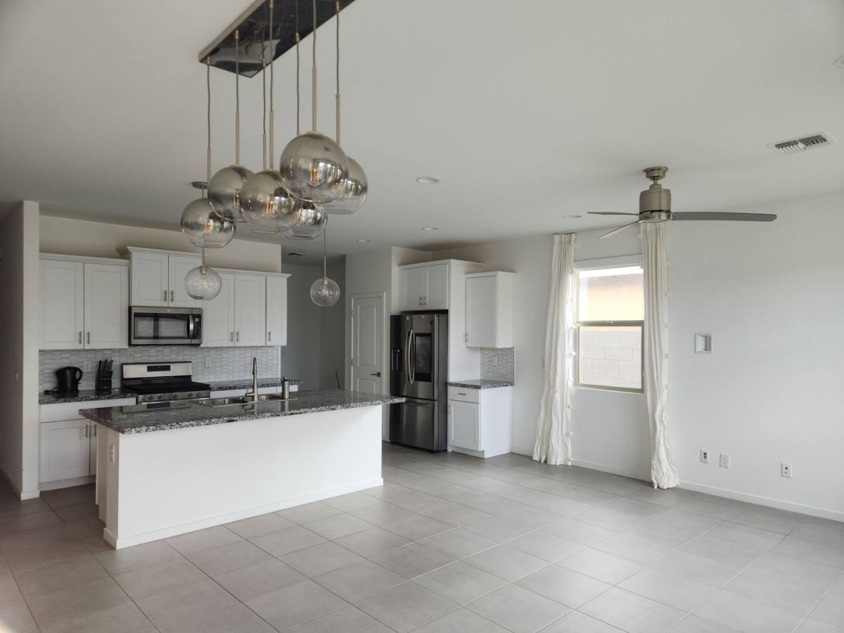 House for rent at 4208 S 68th Dr, Phoenix, AZ 85043