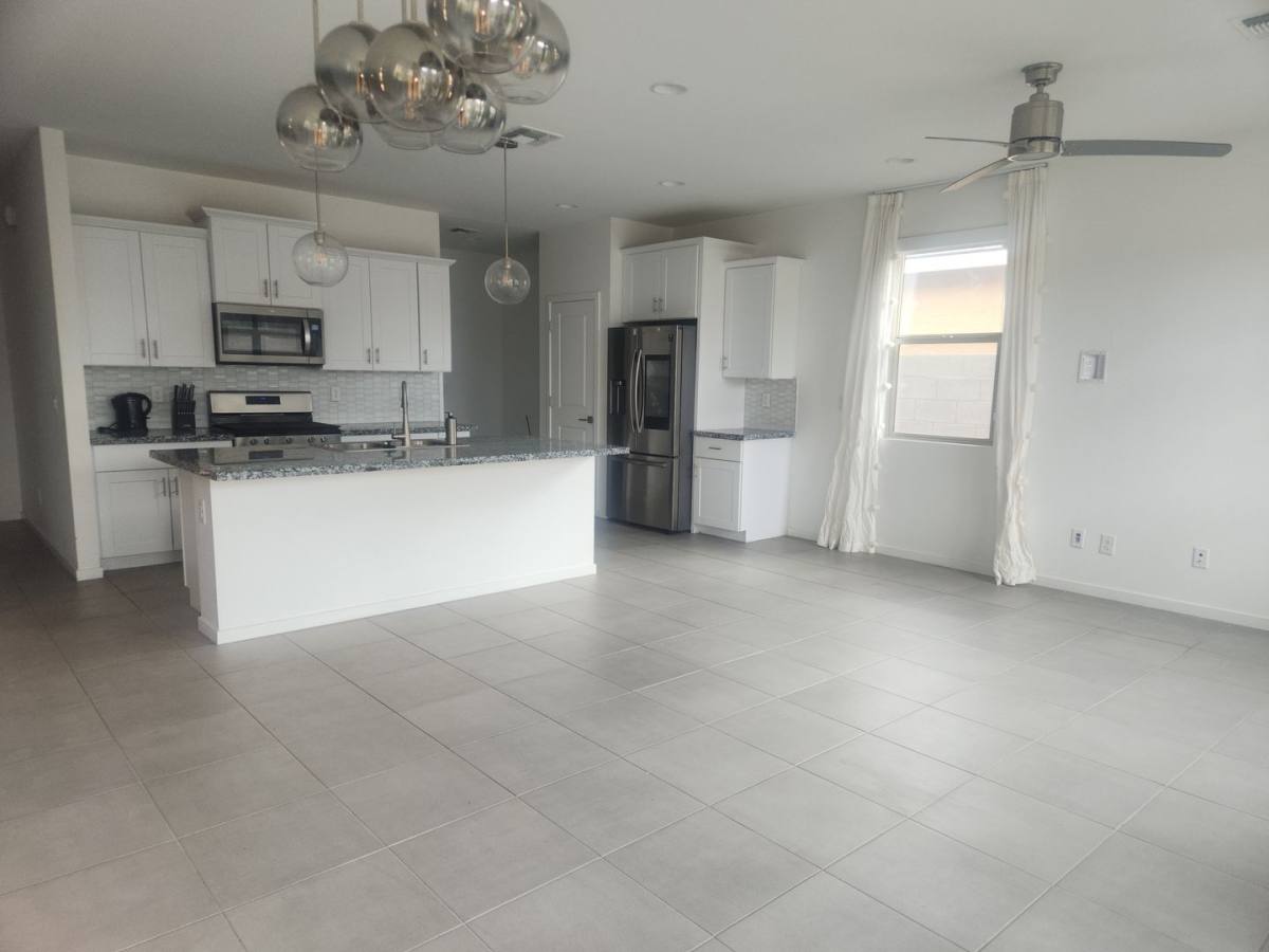 House for rent at 4208 S 68th Dr, Phoenix, AZ 85043