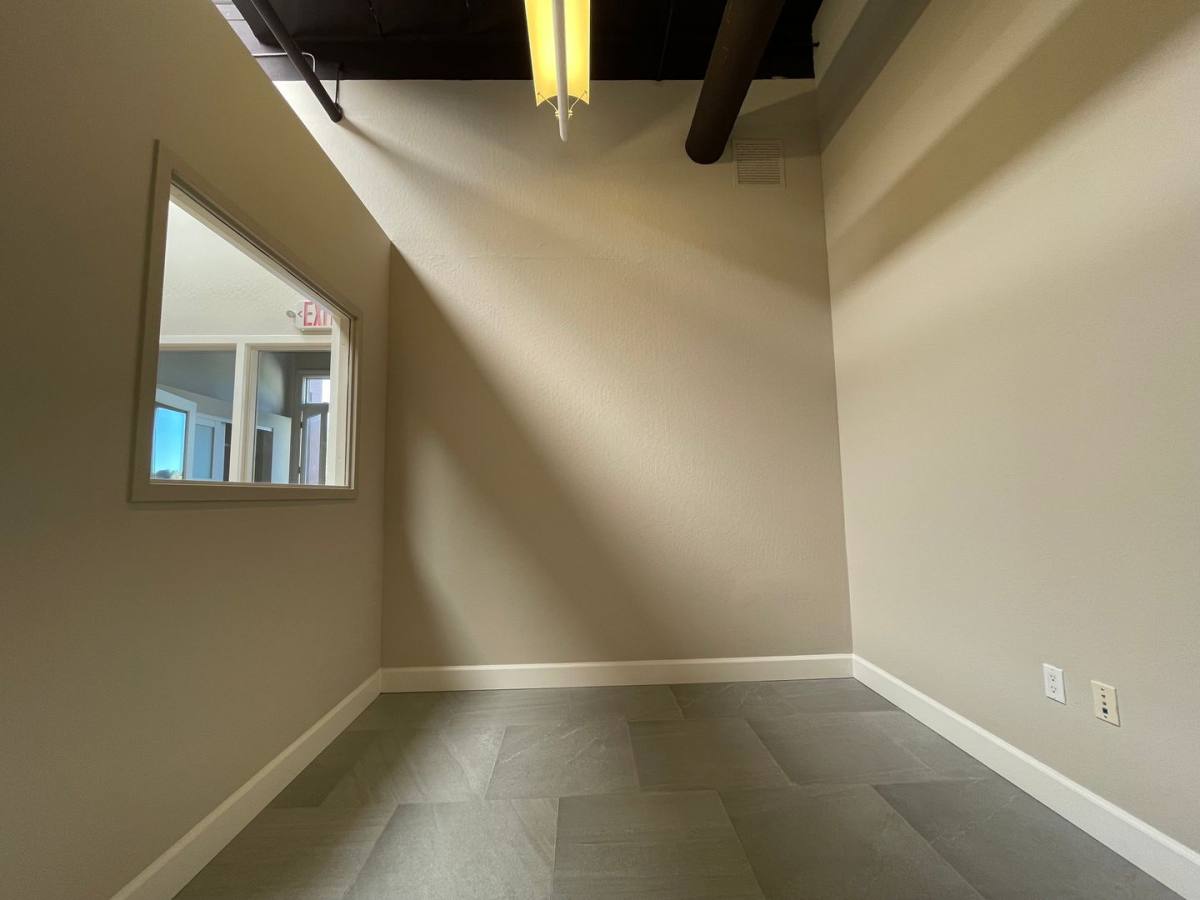 Apartment for rent at 41 E Main St, Los Gatos, CA 95030