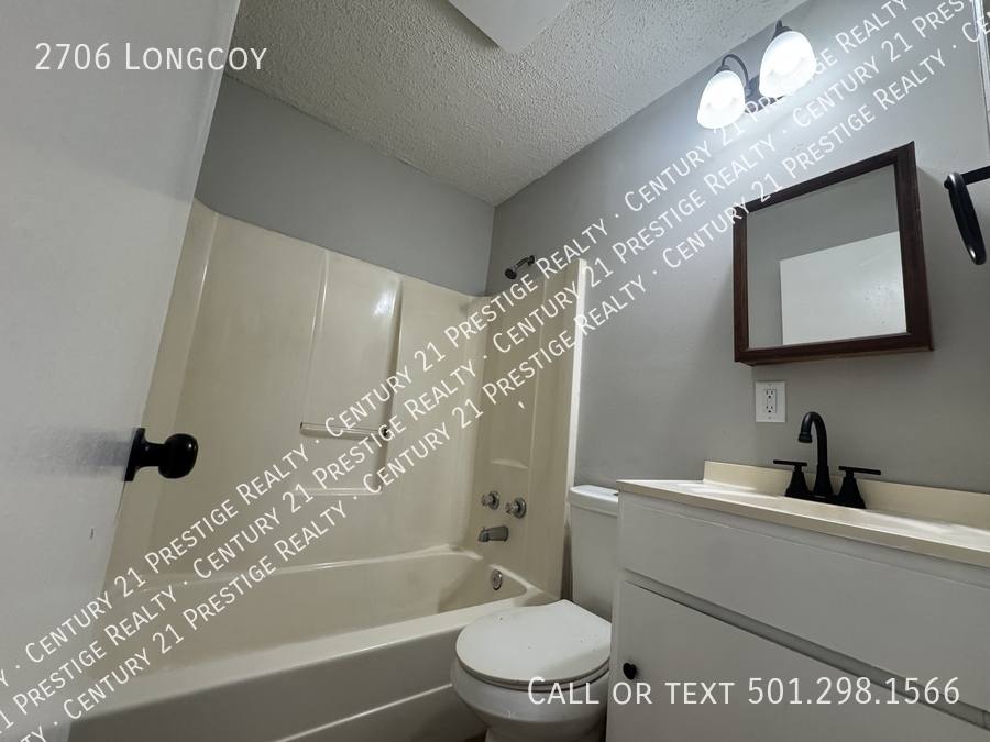 House for rent at 2706 Longcoy, Little Rock, AR 72204