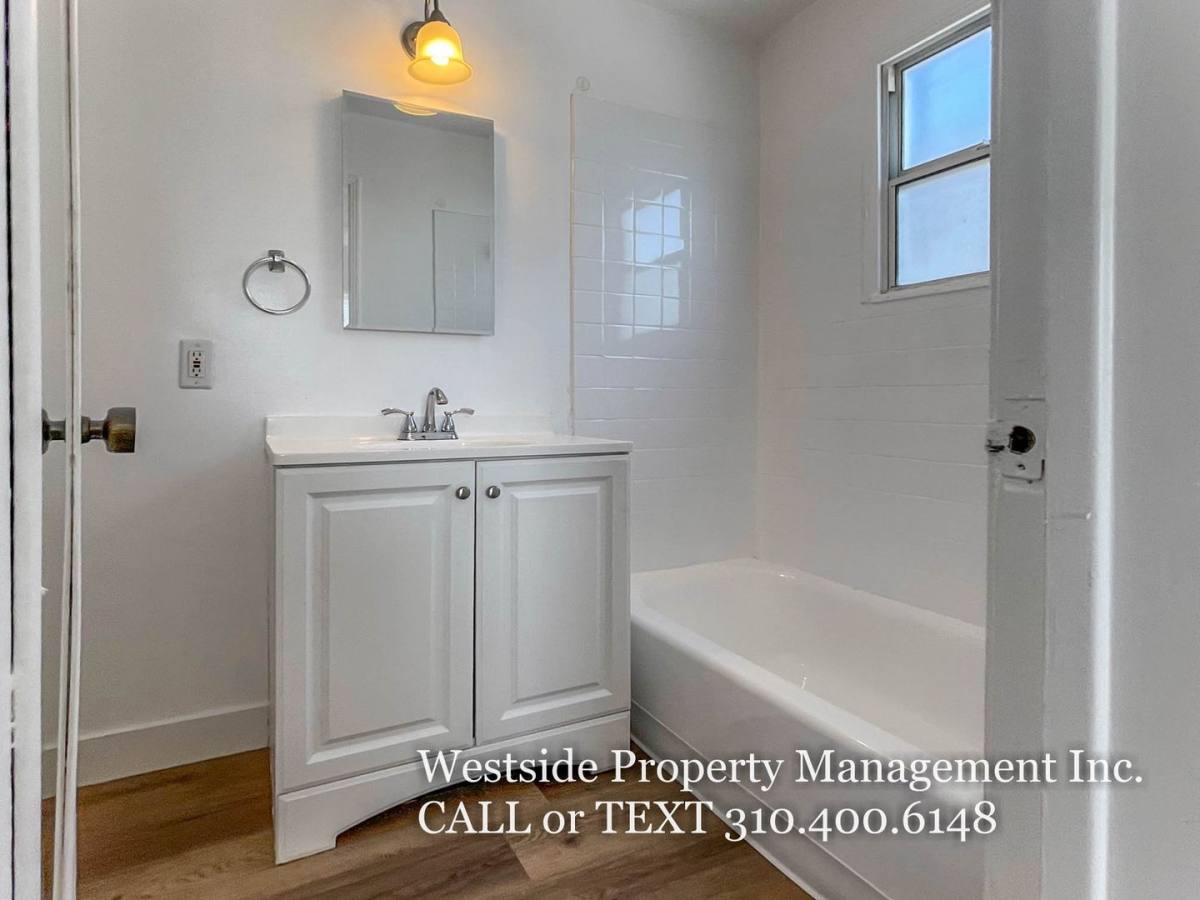 Apartment for rent at 1423 Harvard St #C, Santa Monica, CA 90404
