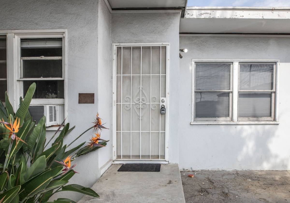 Apartment for rent at 1423 Harvard St #C, Santa Monica, CA 90404