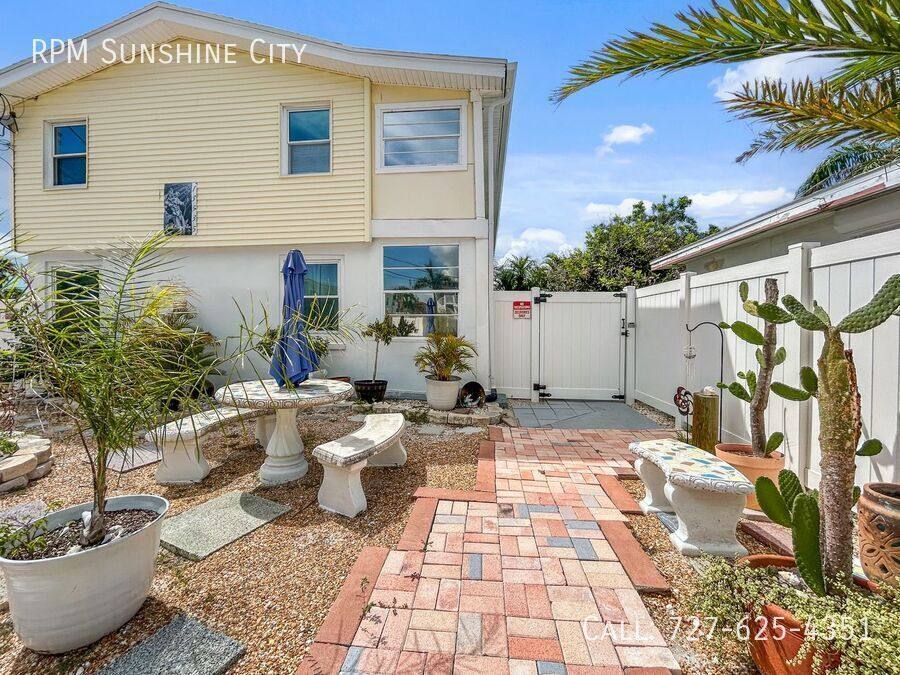 Apartment for rent at 13535 Boca Ciega Ave #1, Saint Petersburg, FL 33708