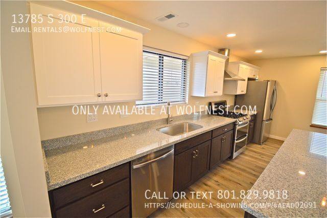 House for rent at 13785 S 300 E, Draper, UT 84020
