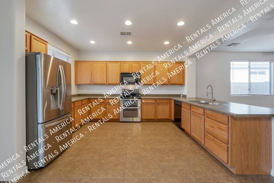 House for rent at 1278 W Stephanie Lane, San Tan Valley, AZ 85143