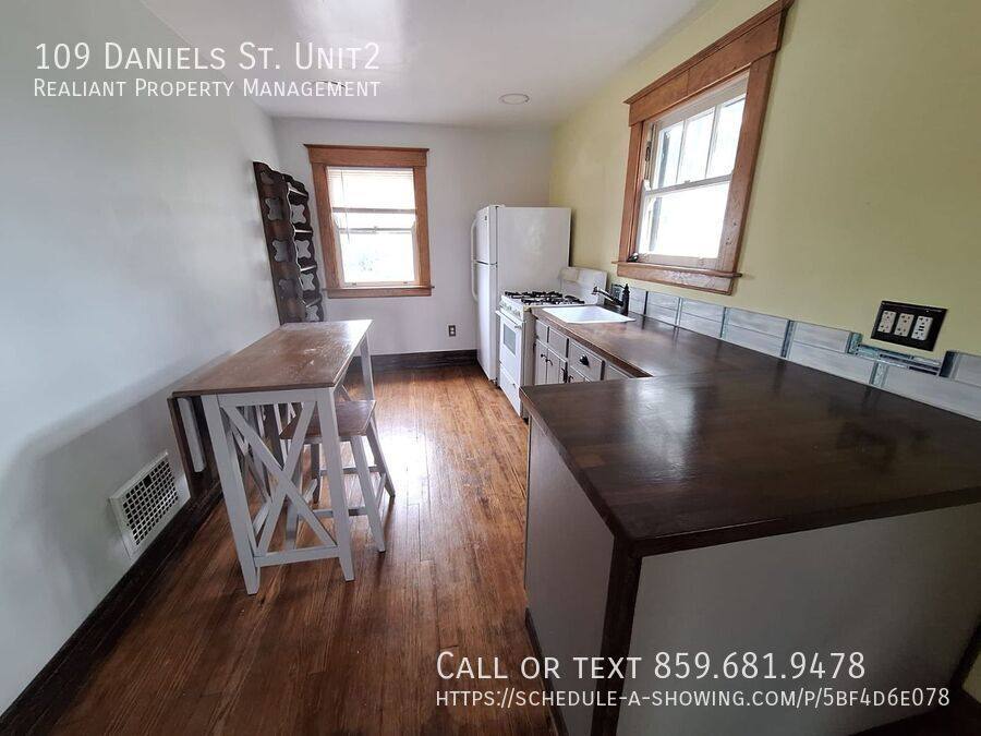 Apartment for rent at 109 Daniels St #2, Latonia, KY 41015