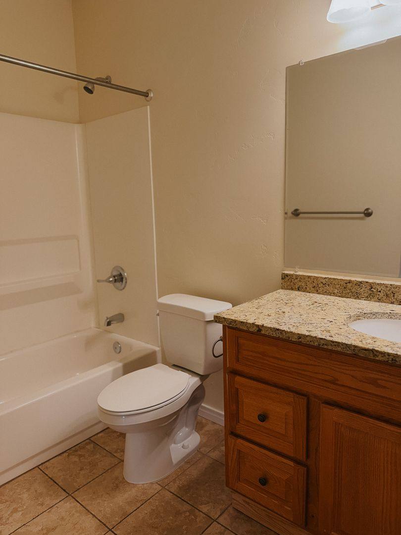 Apartment for rent at 500 Red Table Dr, Gypsum, CO 81637