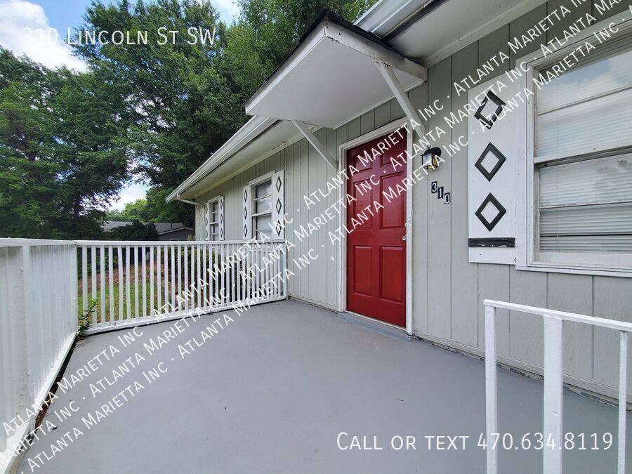 House for rent at 310 Lincoln St SW, Atlanta, GA 30315