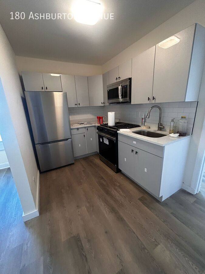 Apartment for rent at 180 Ashburton Ave, Yonkers, NY 10701