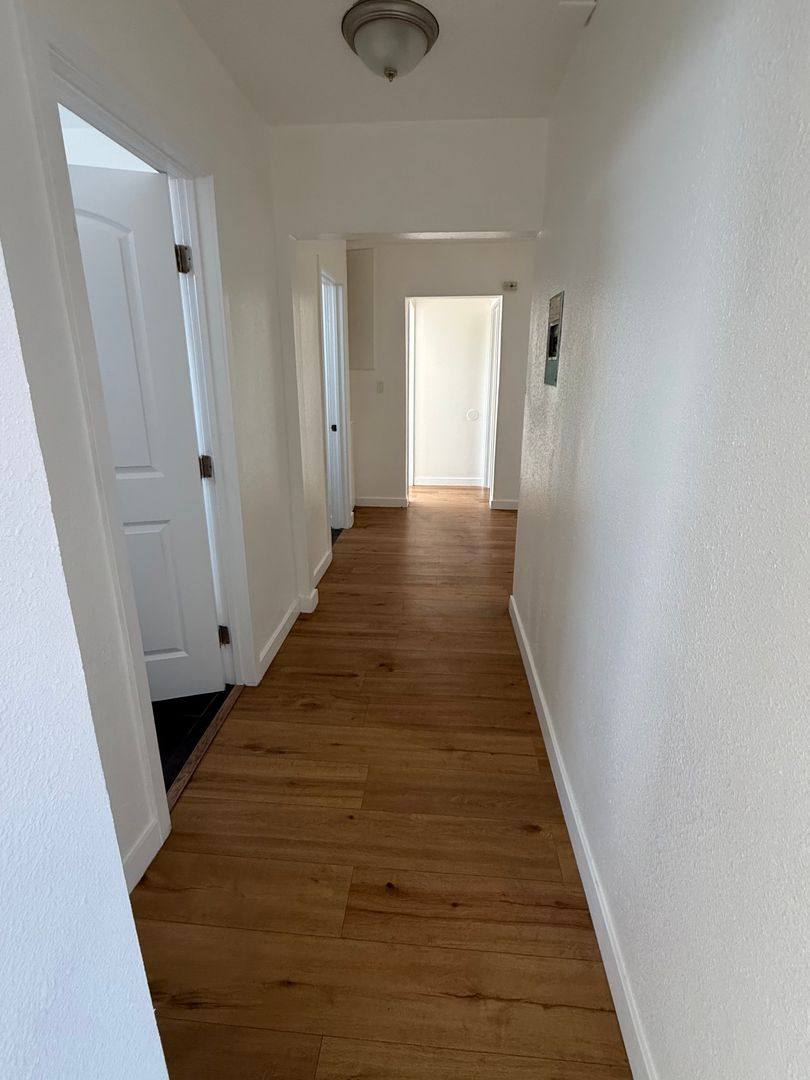 Apartment for rent at 10705 S Figueroa St, Los Angeles, CA 90061