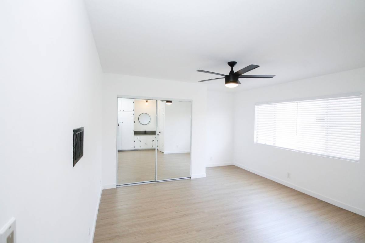 Apartment for rent at 4378 W 138th St, Hawthorne, CA 90250