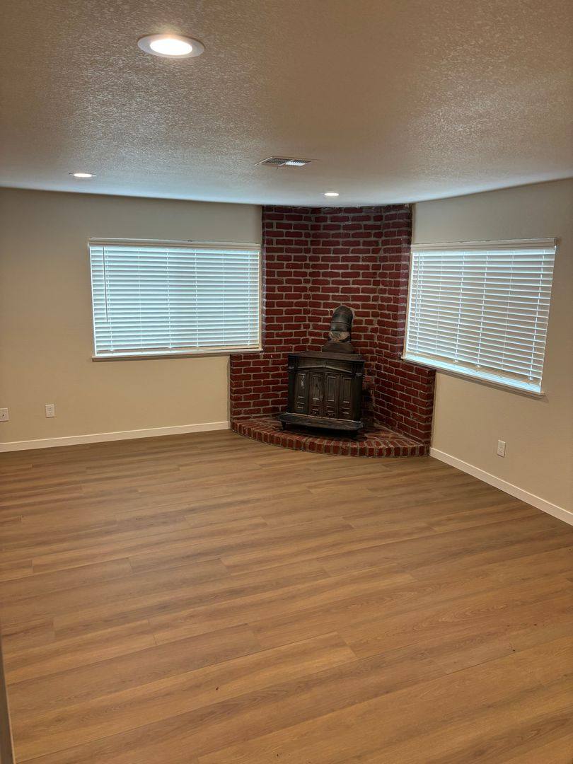 House for rent at 1182 Franklin Ave, Yuba City, CA 95991