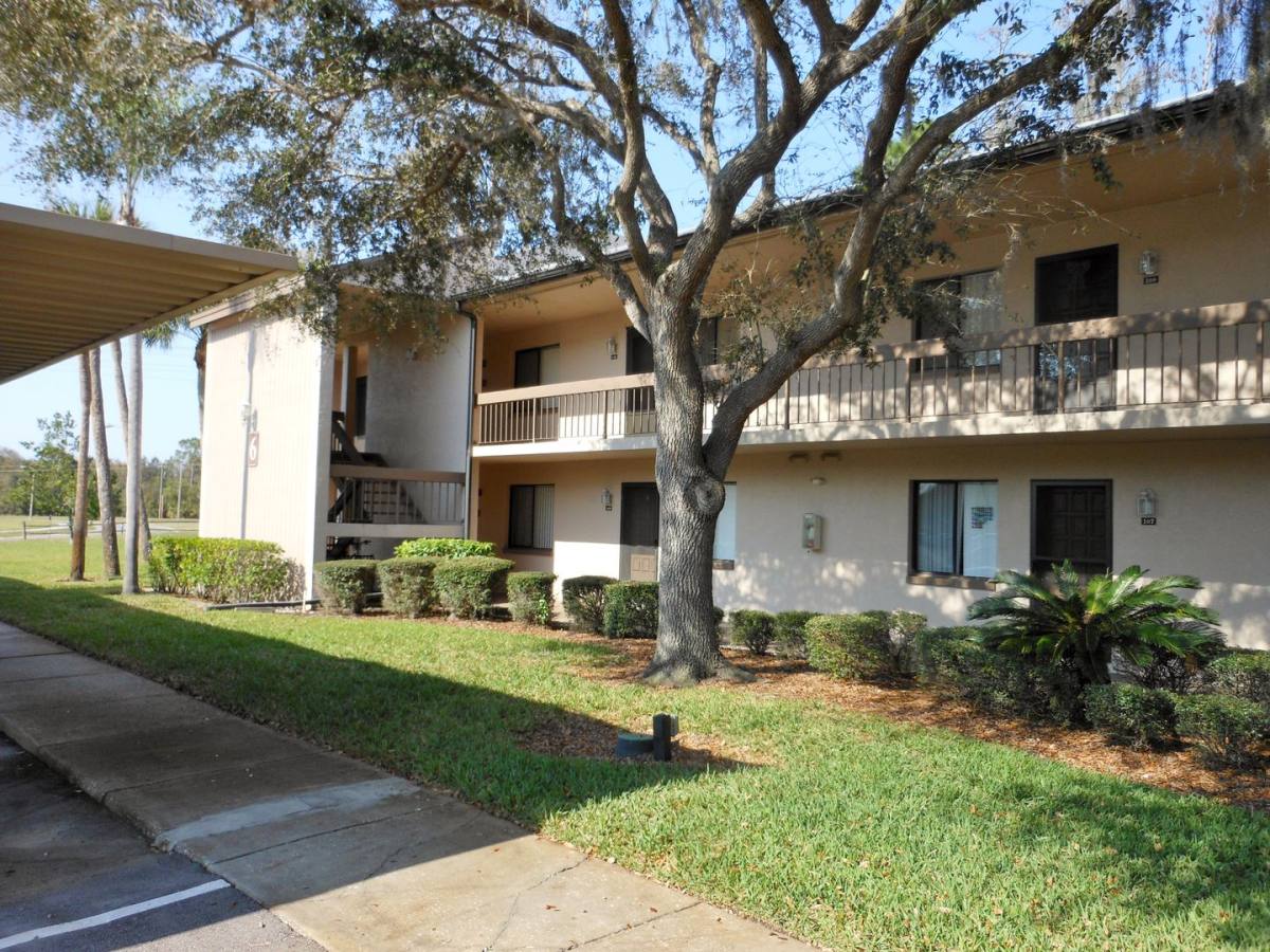 Condo for rent at 112 Woodlands Court, Oldsmar, FL 34677