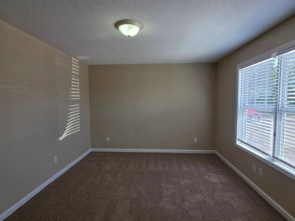 Apartment for rent at 203 Beech St, Clarksville, TN 37042