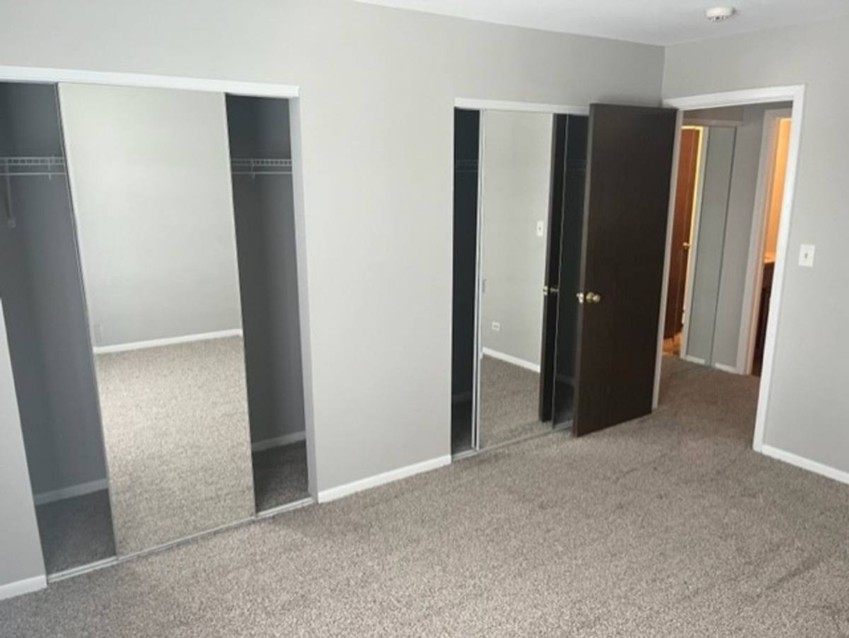Apartment for rent at 1007 Front St, Lisle, IL 60532