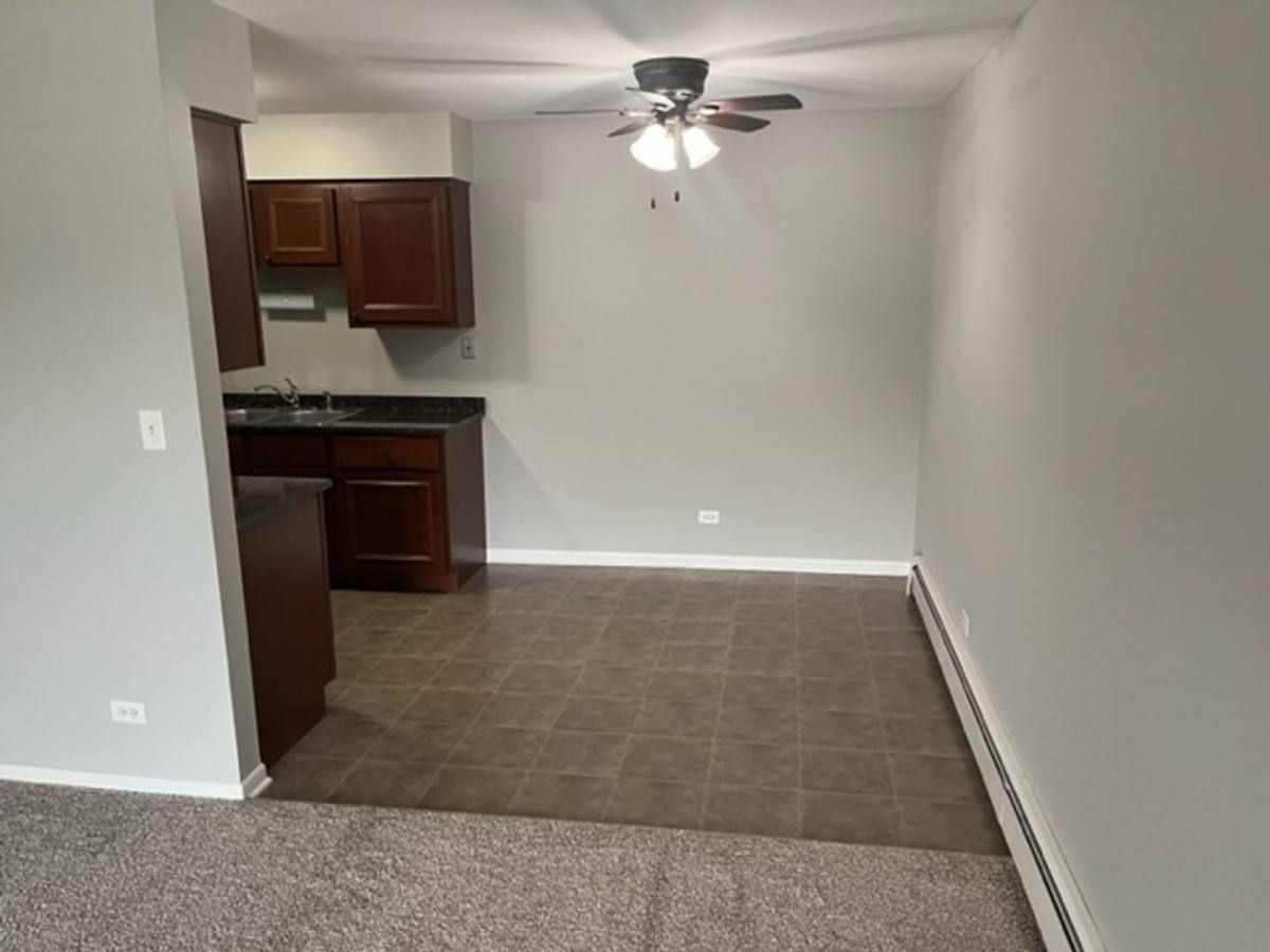 Apartment for rent at 1007 Front St, Lisle, IL 60532