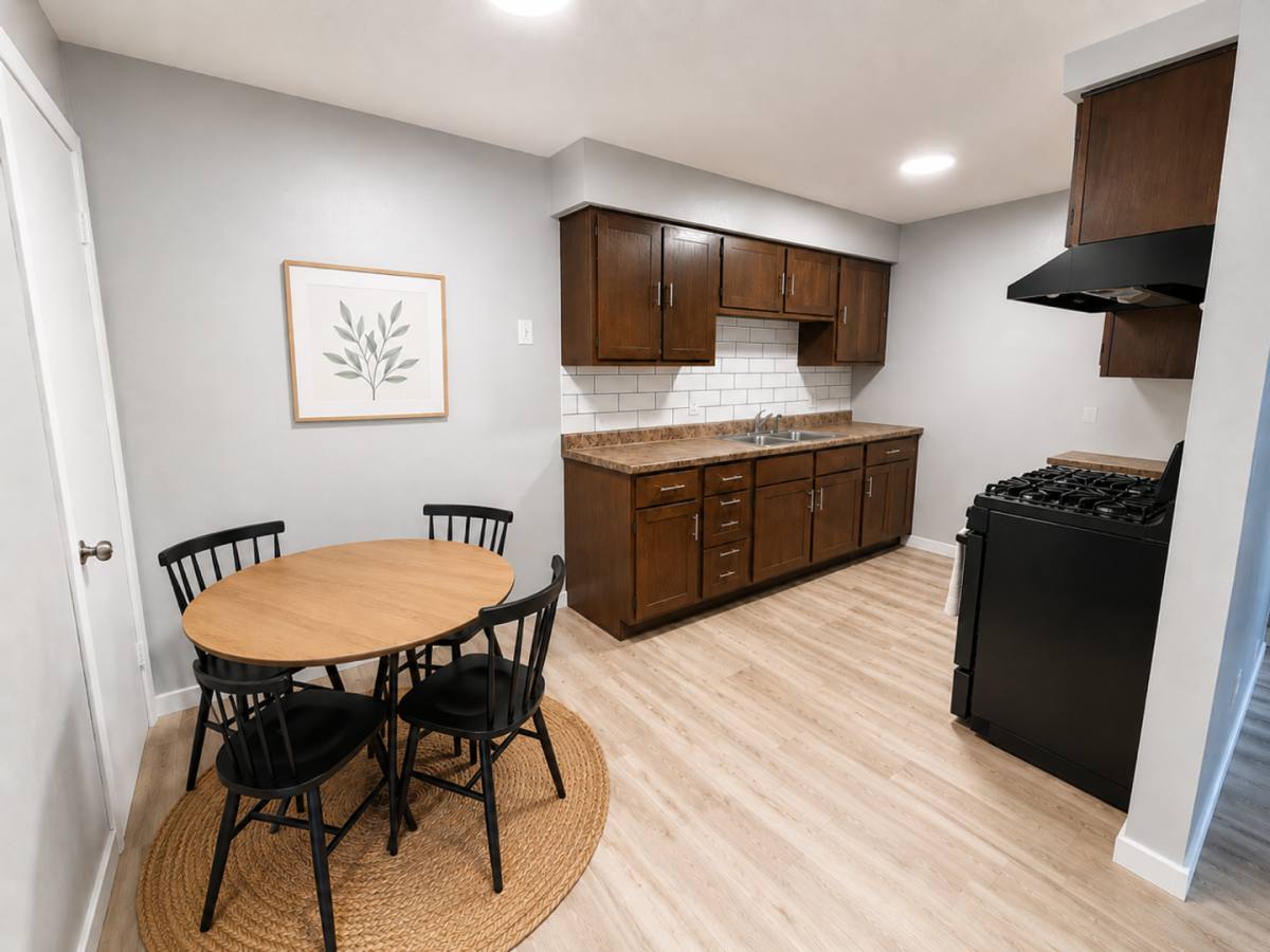 Apartment for rent at 1211 Langley Rd, Waterloo, IA 50702