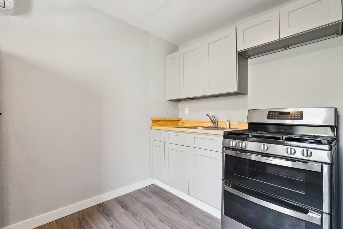 Apartment for rent at 2316 Washington Ave, New Orleans, LA 70113