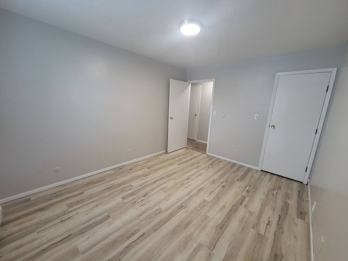 Apartment for rent at 2207 -2231 Brookdale Lane, Pekin, IL 61554