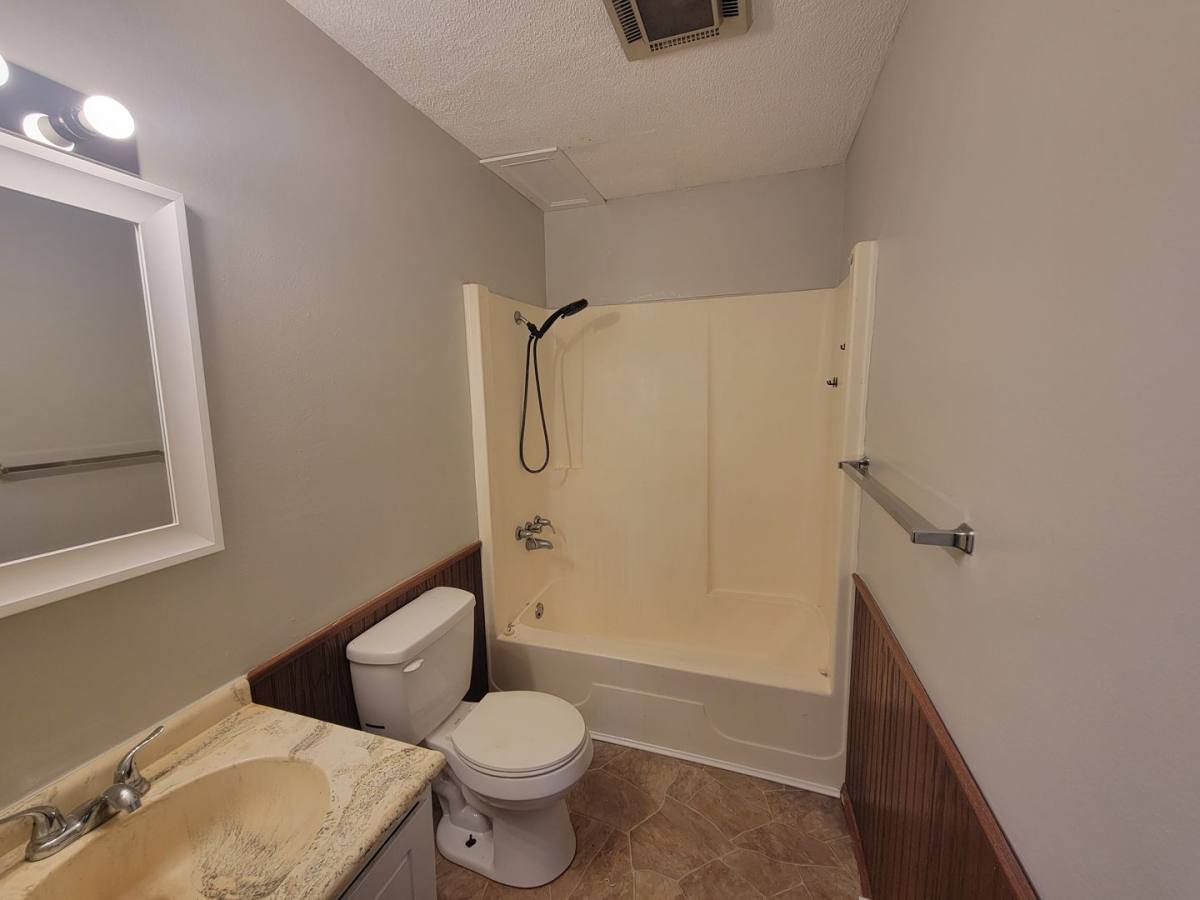 Apartment for rent at 2207 -2231 Brookdale Lane, Pekin, IL 61554