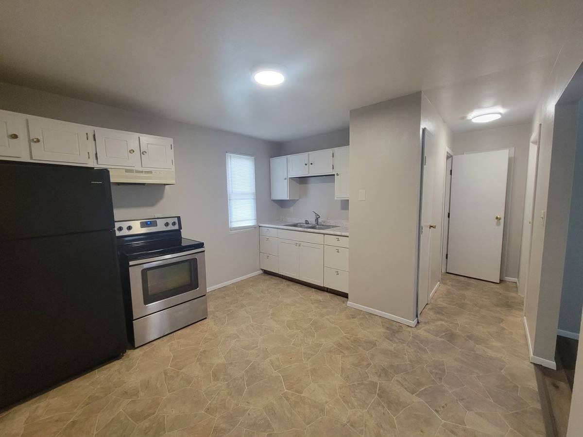 Apartment for rent at 2207 -2231 Brookdale Lane, Pekin, IL 61554