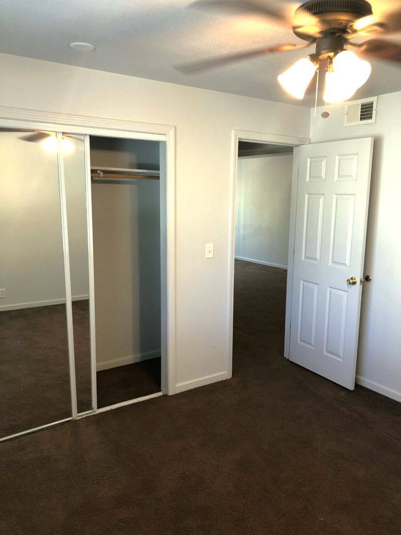 Apartment for rent at 1015 Mississippi St, Lawrence, KS 66044