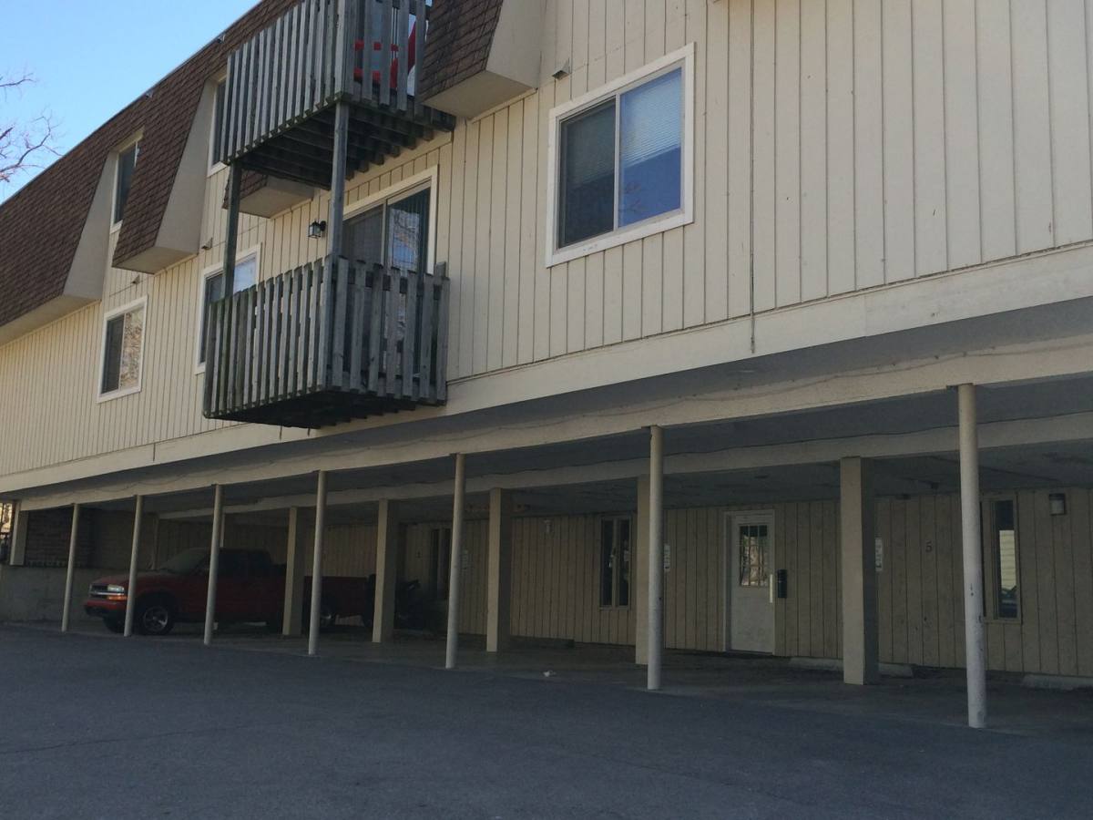 Apartment for rent at 1015 Mississippi St, Lawrence, KS 66044