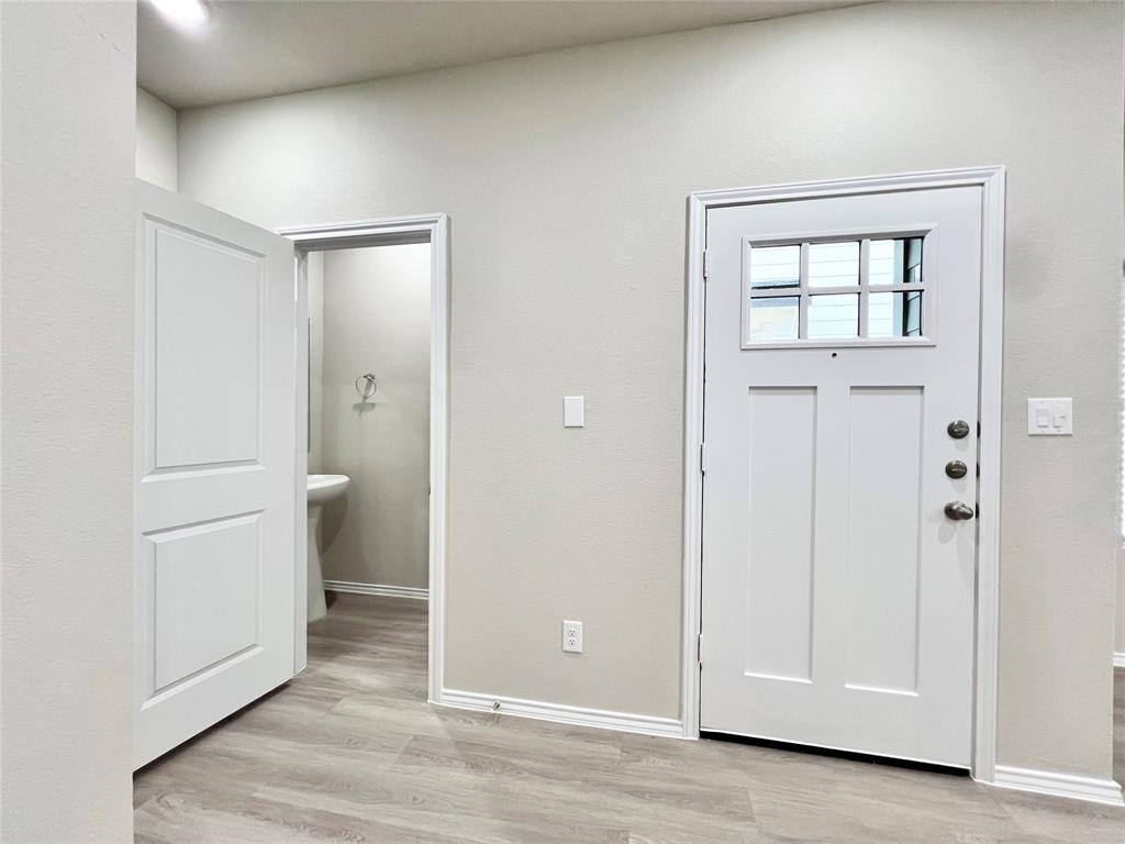 Apartment for rent at 3501 E Renfro St #110, Burleson, TX 76028