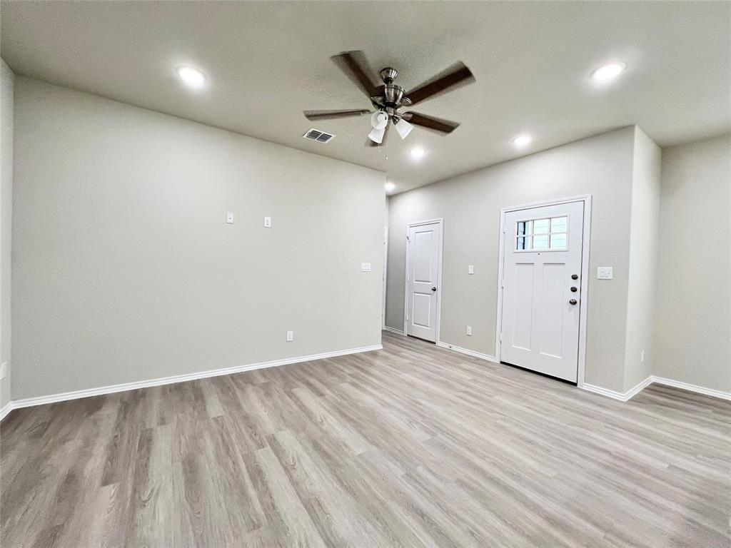 Apartment for rent at 3501 E Renfro St #110, Burleson, TX 76028