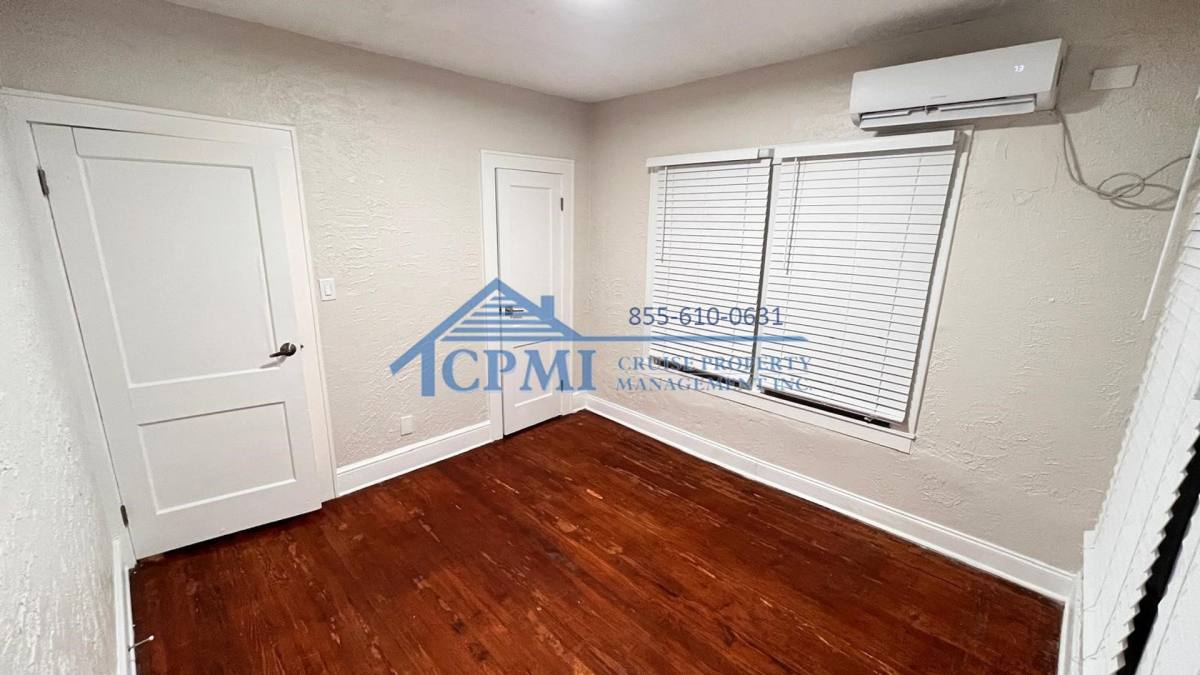 Apartment for rent at 1852 - 1856 Washington St, Hollywood, FL 33020
