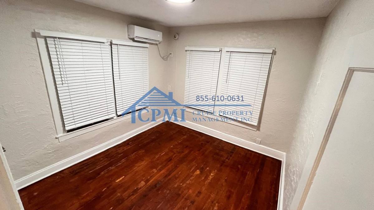 Apartment for rent at 1852 - 1856 Washington St, Hollywood, FL 33020