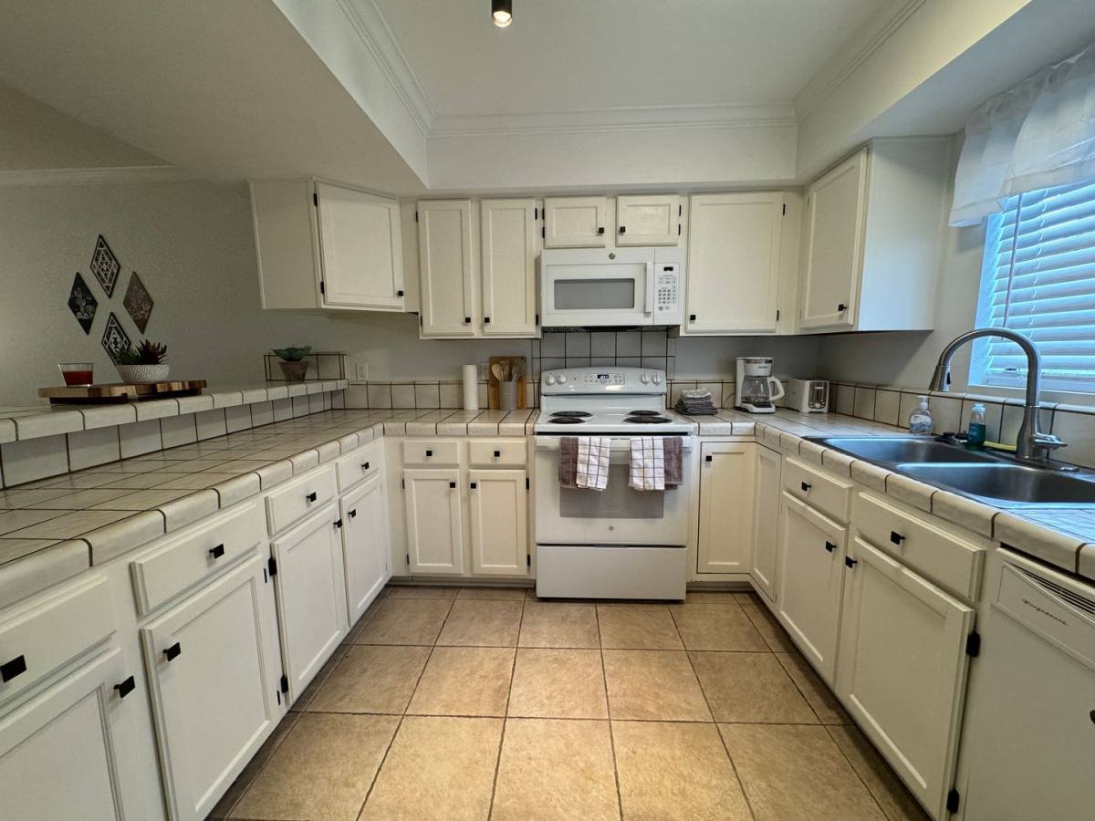 Condo for rent at 201 Riverfront Dr, Bullhead City, AZ 86442
