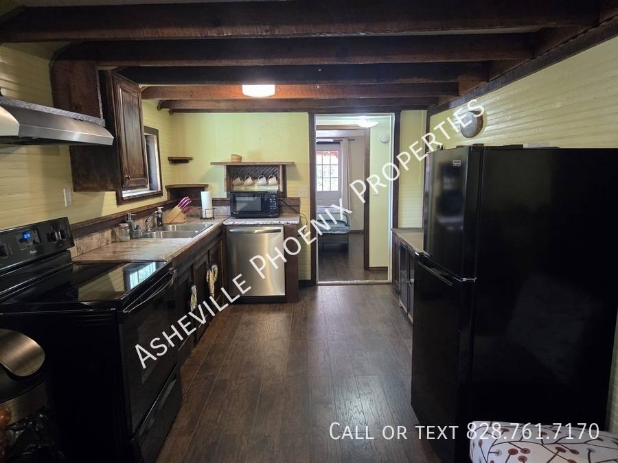 House for rent at 361 Warren Creek Rd, Candler, NC 28715