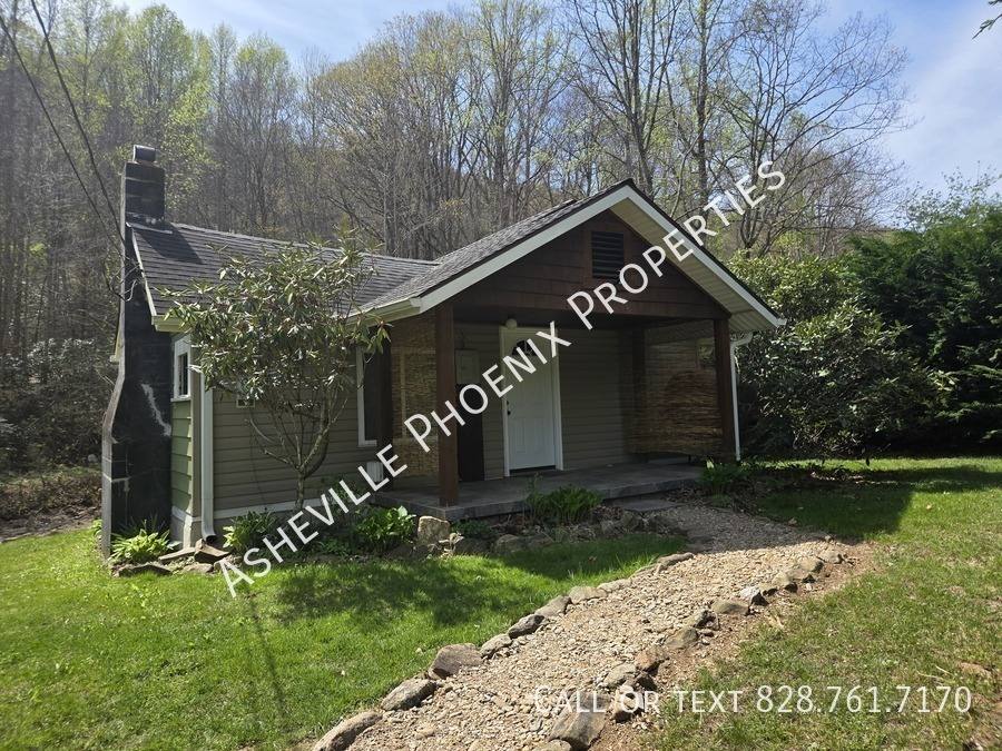 House for rent at 361 Warren Creek Rd, Candler, NC 28715