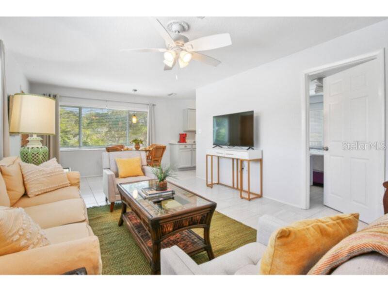 Apartment for rent at 422 Julia Place #422C, Sarasota, FL 34236