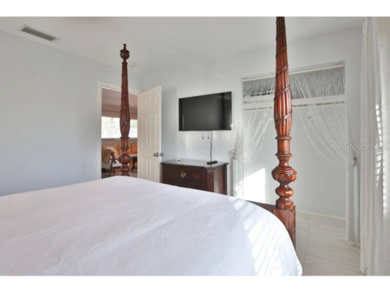 Apartment for rent at 422 Julia Place #422C, Sarasota, FL 34236