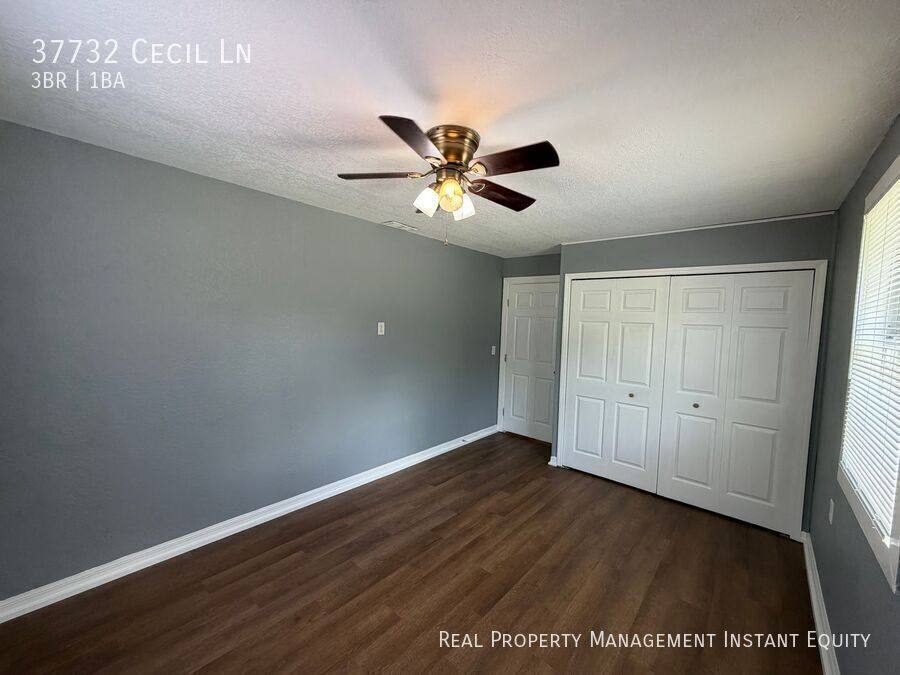House for rent at 37732 Cecil Lane, Zephyrhills, FL 33542
