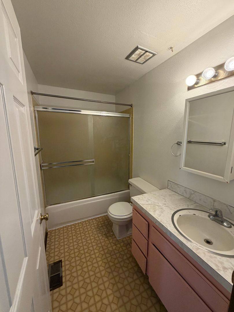Apartment for rent at 1847 Dawn Court, Klamath Falls, OR 97603