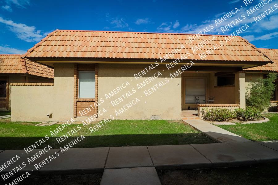 Townhouse for rent at 195 N Cottonwood St #5, Chandler, AZ 85225