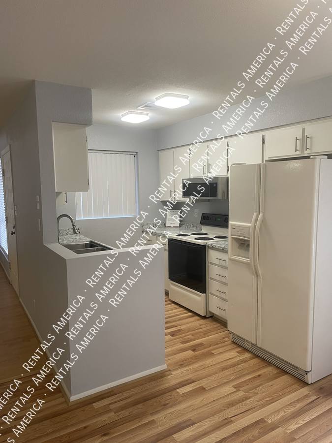 Townhouse for rent at 195 N Cottonwood St #5, Chandler, AZ 85225