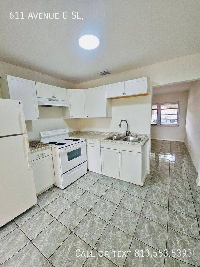 House for rent at 611 Ave G SE, Winter Haven, FL 33880