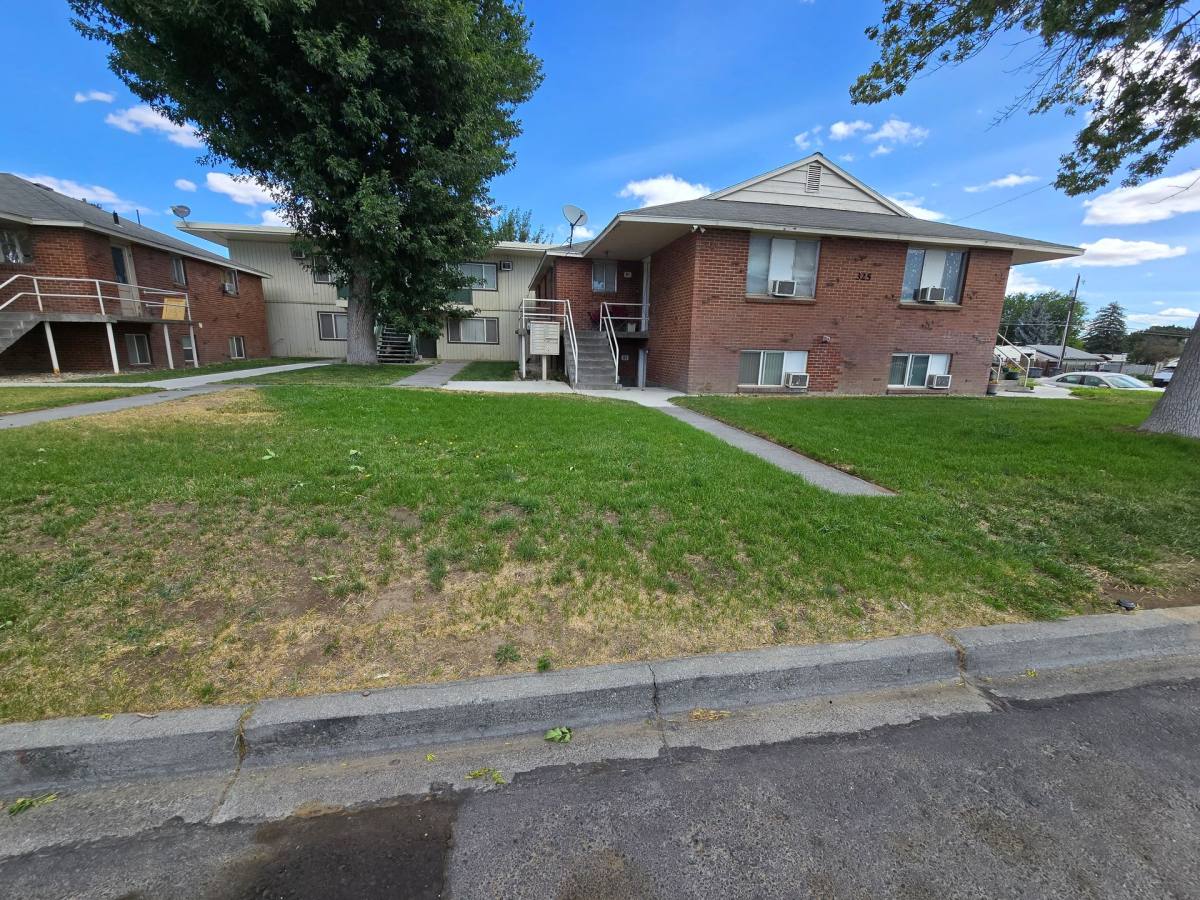 Apartment for rent at 319 H St SE, Quincy, WA 98848