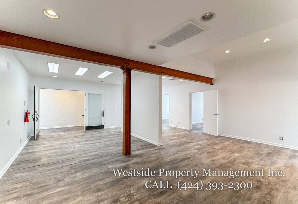 House for rent at 7381 Beverly Blvd, Los Angeles, CA 90036