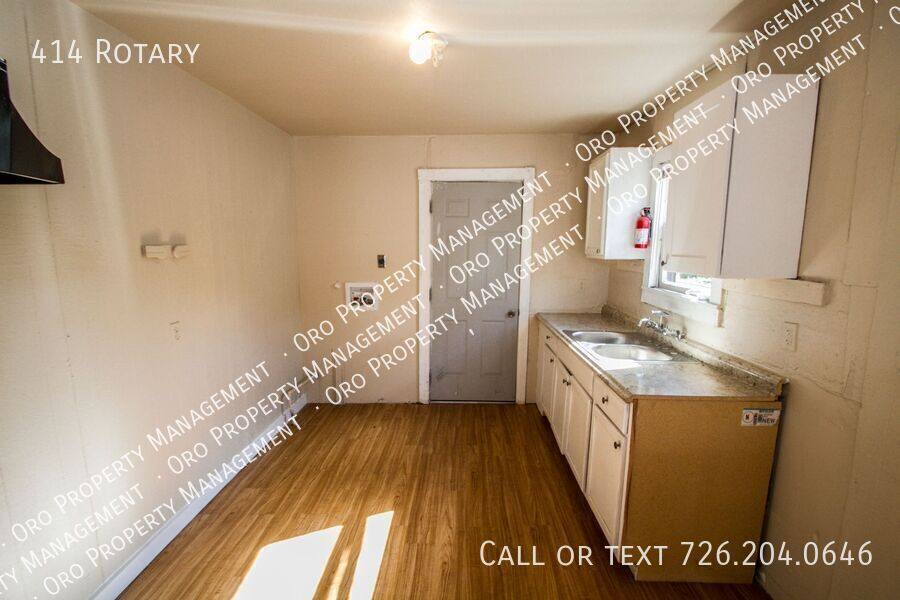 House for rent at 414 Rotary, San Antonio, TX 78202