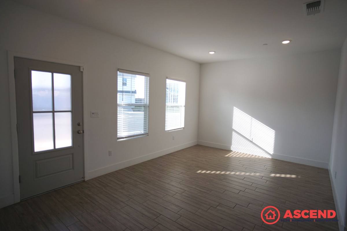House for rent at 9000 Lily Crest Way, Shafter, CA 93263