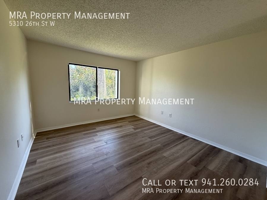 Condo for rent at 5310 26th St W, Bradenton, FL 34207