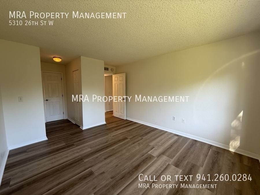 Condo for rent at 5310 26th St W, Bradenton, FL 34207
